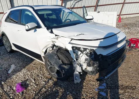 2024 Kia Niro Ex Touring z USA, uszkodzony, nr VIN KNDCR3LE5R5187652